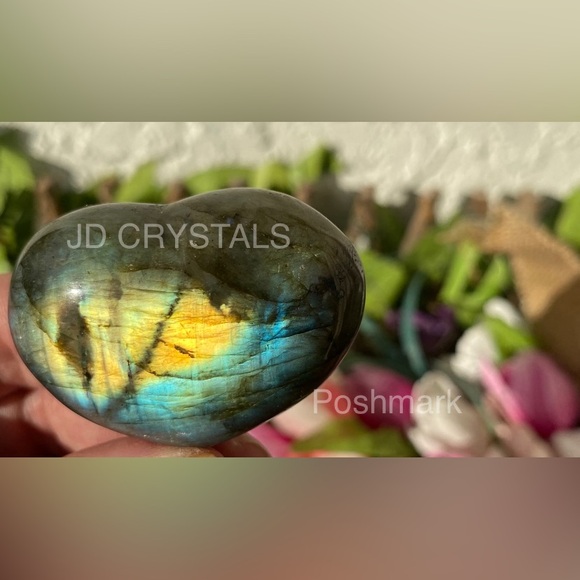 Labradorite Puff Heart - Picture 10 of 12